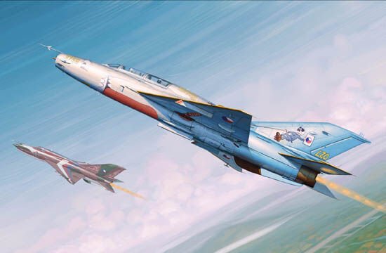 1/48 MIG-21UM Fighter