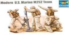1/35 Modern U.S. Marine M252 Team
