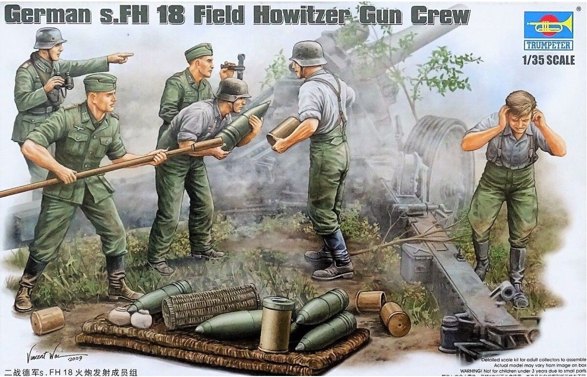 1/35 Figure-German Field Howitzer Gun Crew (on Fir