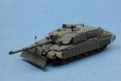 1/35 British Challenger 2 with Anti Heat Fence