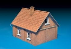 1/72 Village House