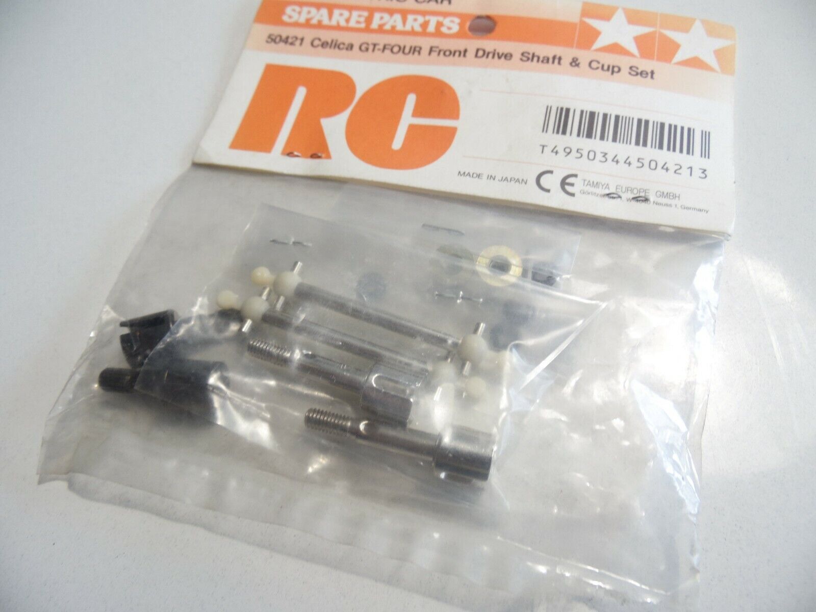 Celica Ön Şaft ve Kupası