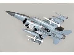 1/48 F-16CJ Fighting Falcon