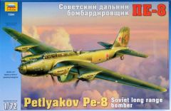 1/72 PE-8 Sov. Long Range Heavy Bomb.